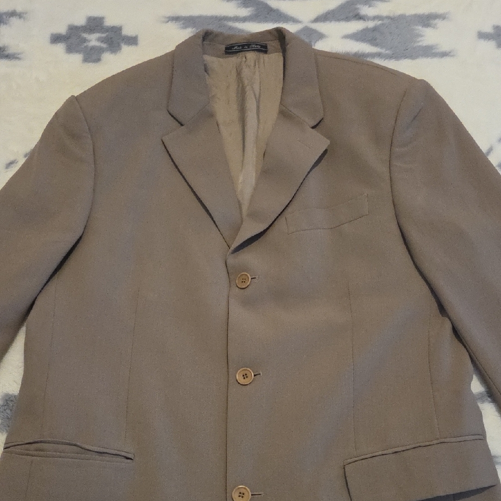 Crafted In Italy. Bachrach Men's Blazer. Retails for $300 To $600 (See Pic).